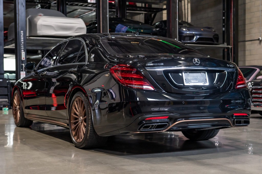 2020 Mercedes-AMG S65 Sedan Final Edition - Image 16
