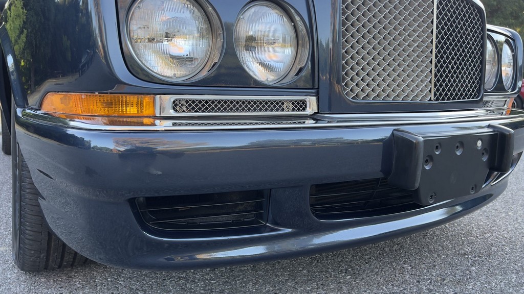 2001 Bentley Azure - Image 180