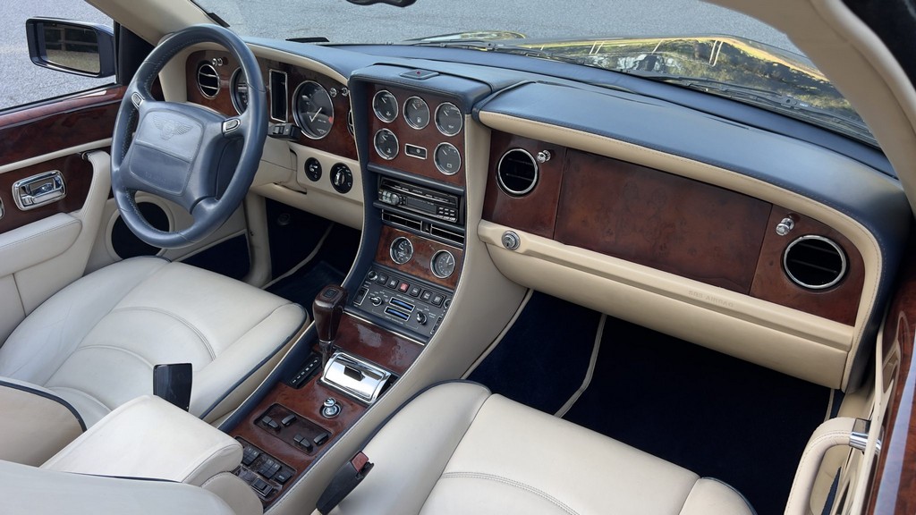 2001 Bentley Azure - Image 184