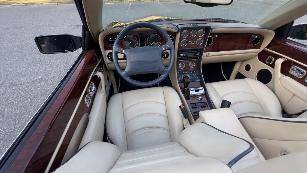 2001 Bentley Azure - Image 191