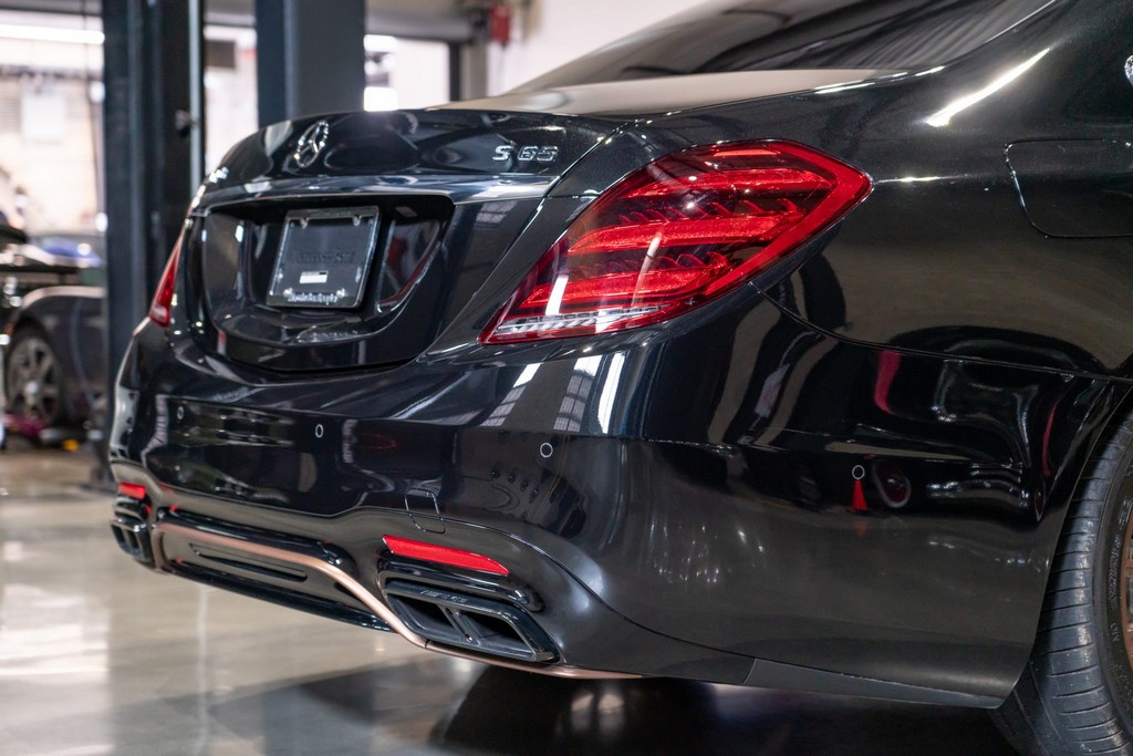 2020 Mercedes-AMG S65 Sedan Final Edition - Image 30