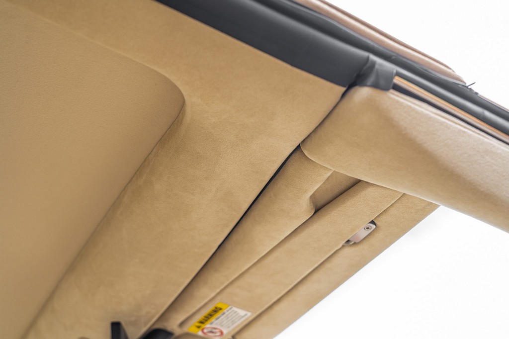 2006 Aston Martin DB9 Volante - Image 9