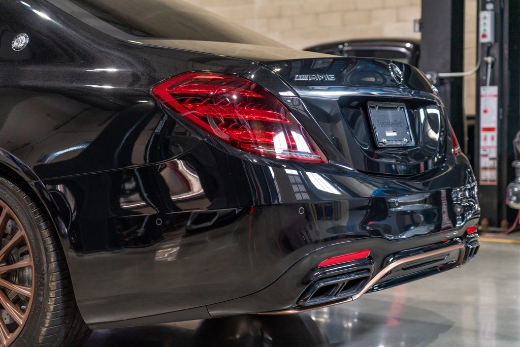 2020 Mercedes-AMG S65 Sedan Final Edition - Image 31