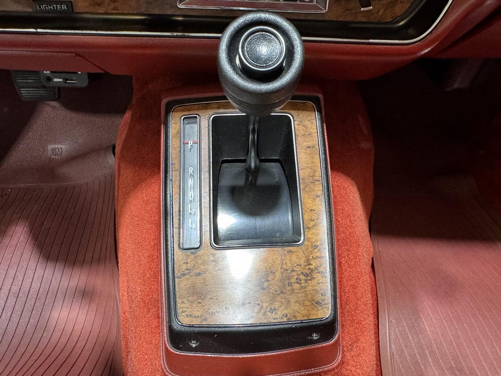 1975 Chevrolet Monza Towne Coupe - Image 13