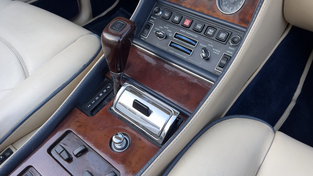 2001 Bentley Azure - Image 203