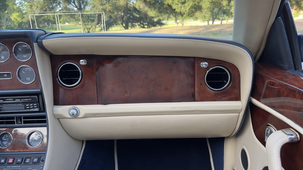 2001 Bentley Azure - Image 205