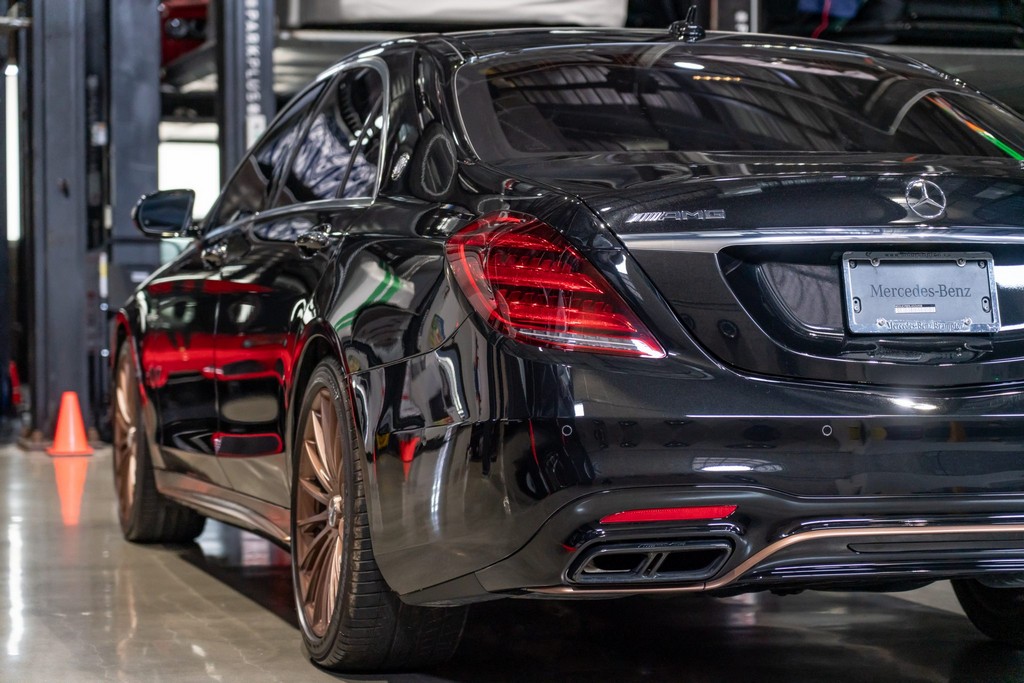 2020 Mercedes-AMG S65 Sedan Final Edition - Image 45