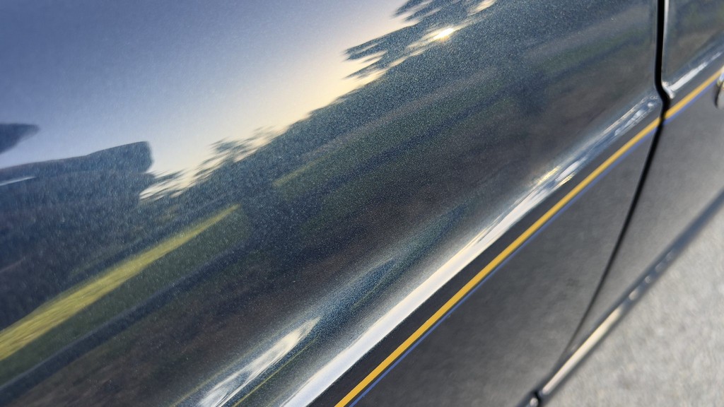 2001 Bentley Azure - Image 217