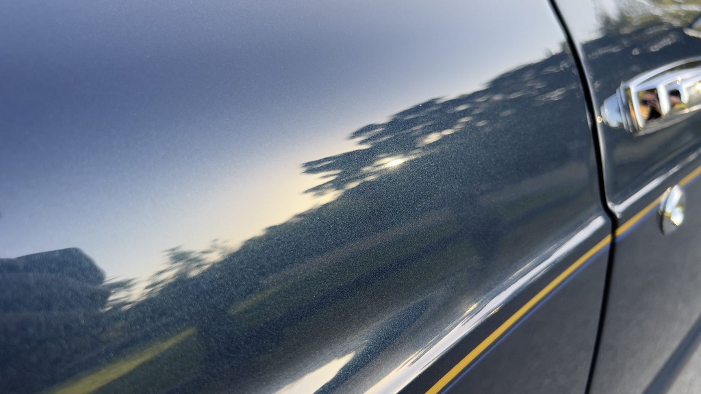 2001 Bentley Azure - Image 218