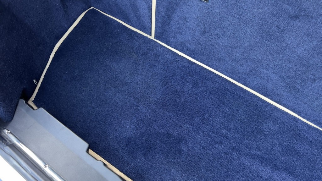 2001 Bentley Azure - Image 229