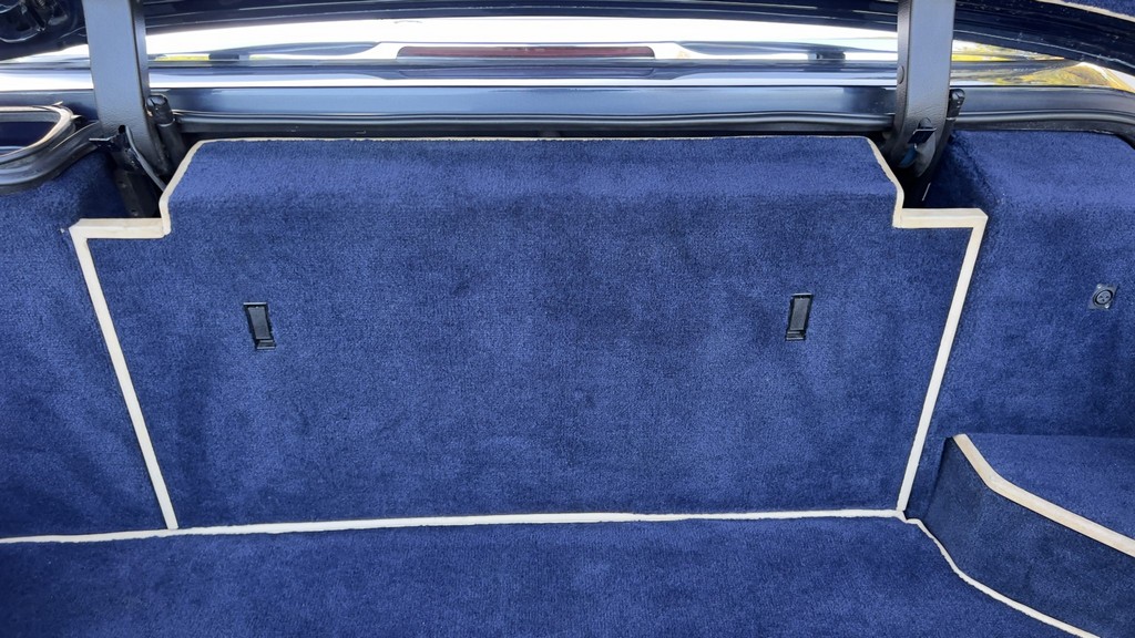 2001 Bentley Azure - Image 231