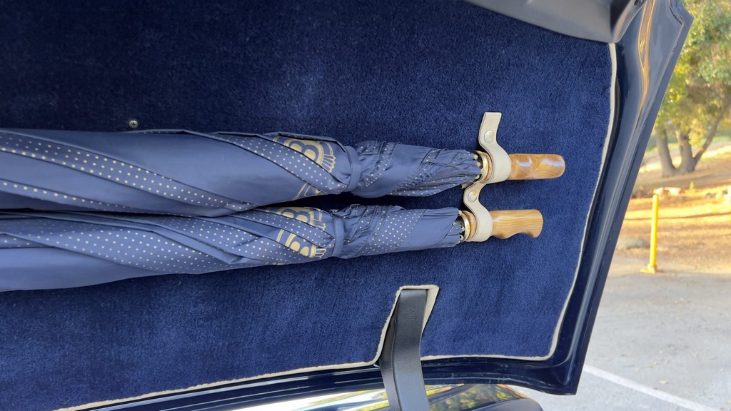 2001 Bentley Azure - Image 235