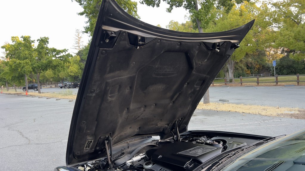 2001 Bentley Azure - Image 2