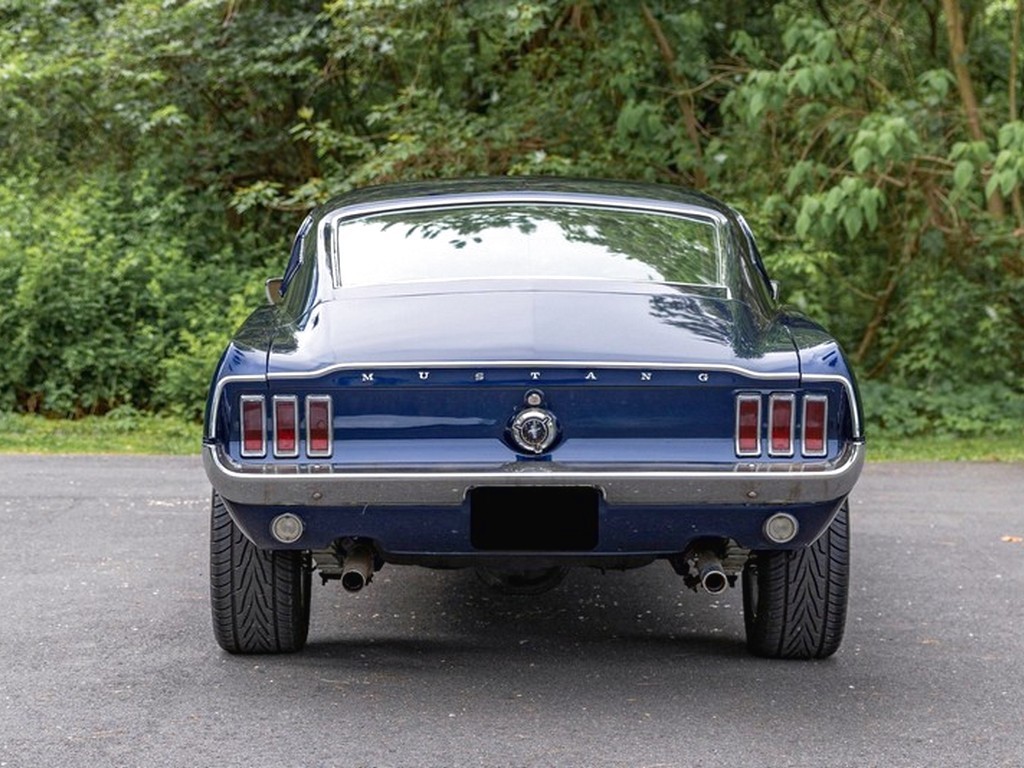 1967 Ford Mustang Fastback Blue - Image 8