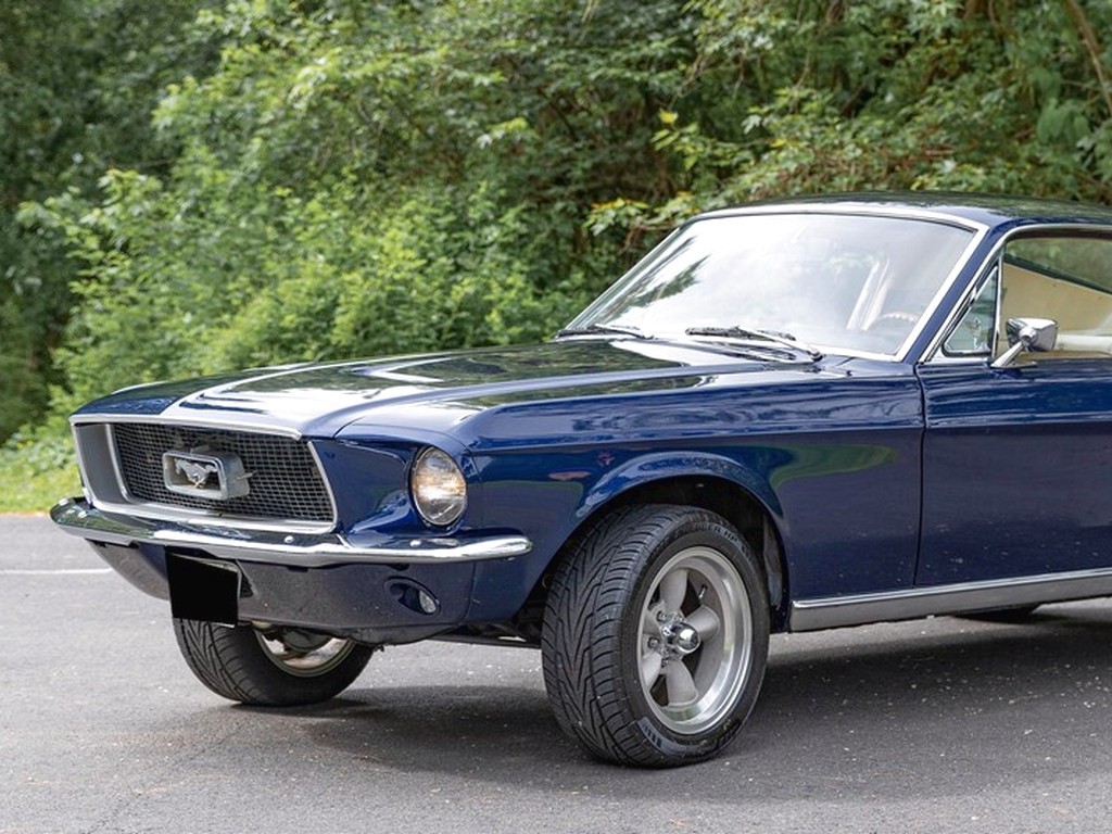 1967 Ford Mustang Fastback Blue - Image 9