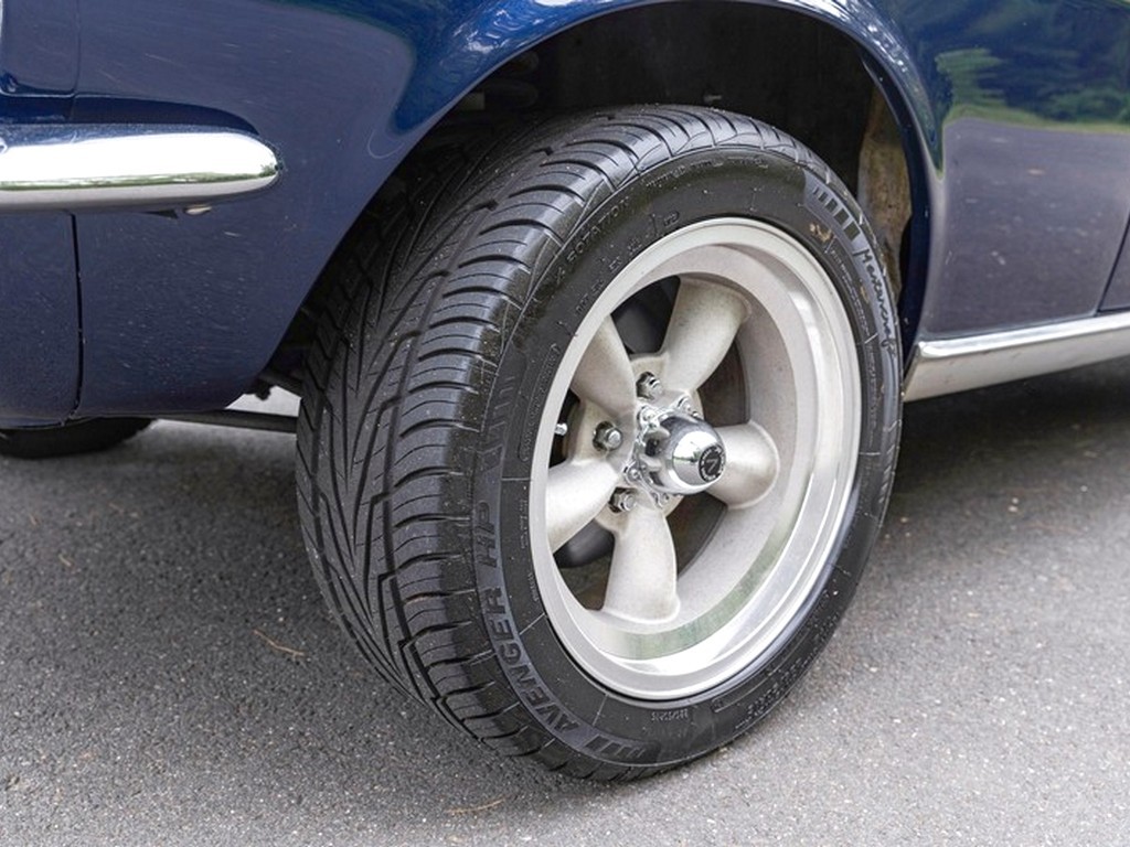 1967 Ford Mustang Fastback Blue - Image 17