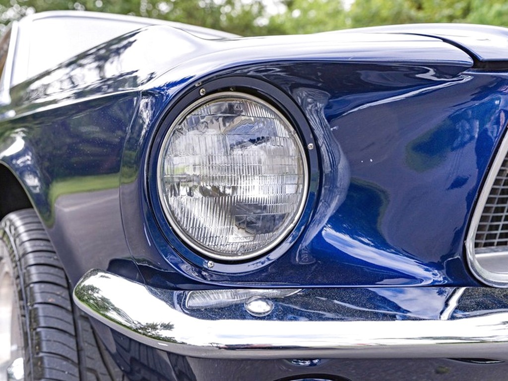 1967 Ford Mustang Fastback Blue - Image 18