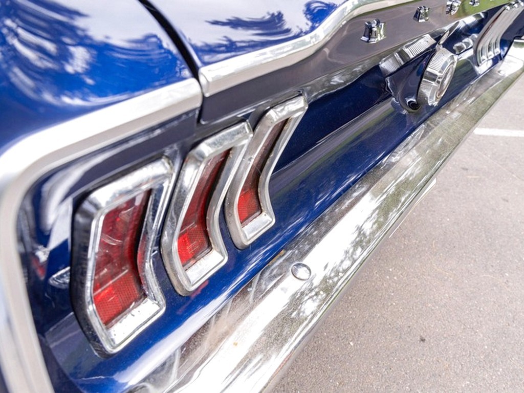 1967 Ford Mustang Fastback Blue - Image 19