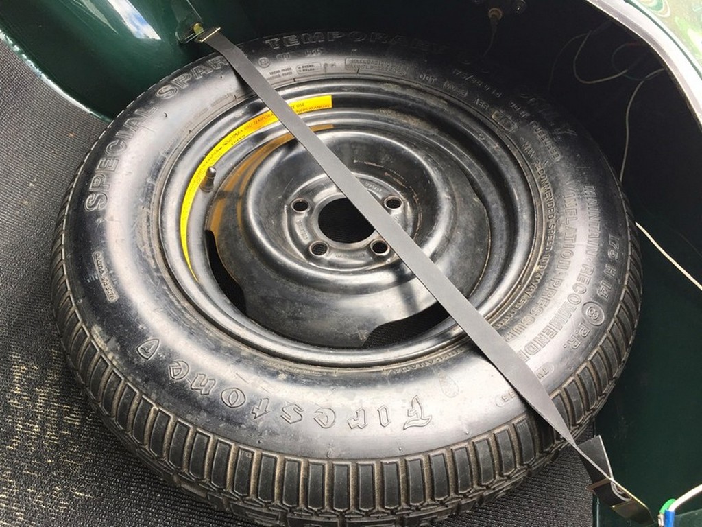 1972 Volvo 1800 E - Image 13