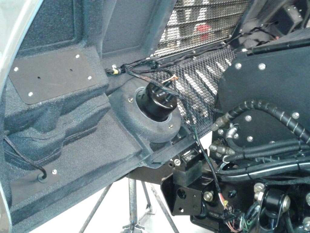 1998 Hummer H1 HMCS (Wagon) - Image 14