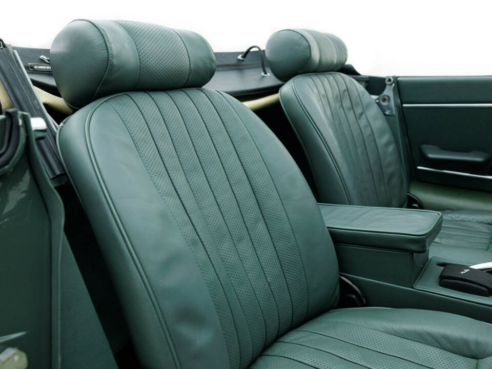 1970 Jaguar E-Type 4.2 Series 2 Roadster - Image 30