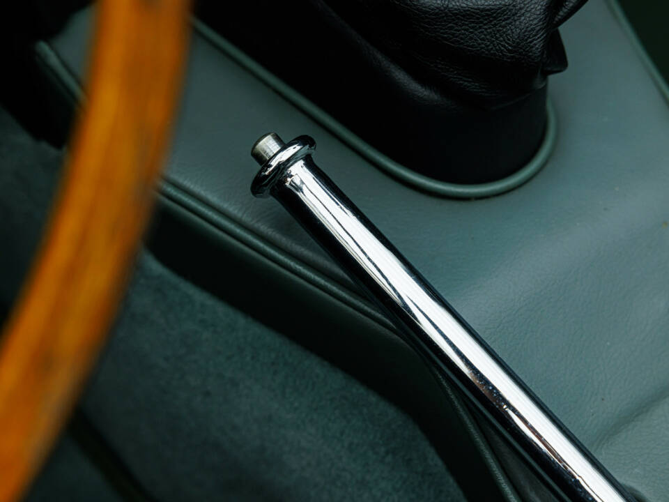 1970 Jaguar E-Type 4.2 Series 2 Roadster - Image 33