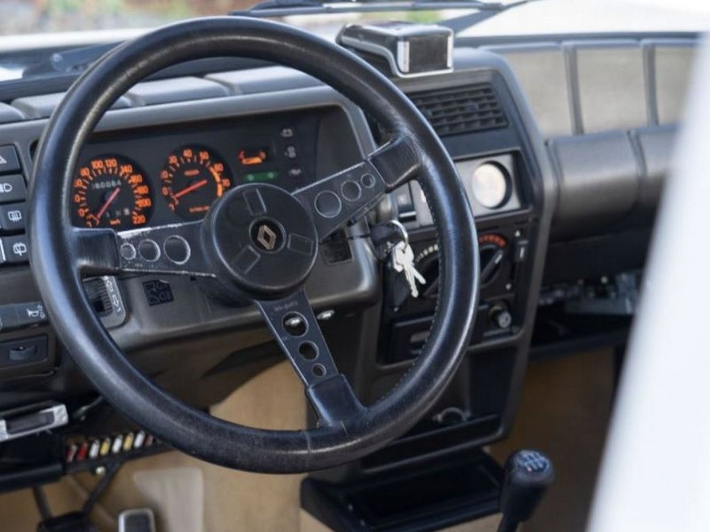 1986 Renault 5 Turbo 2 - Image 34