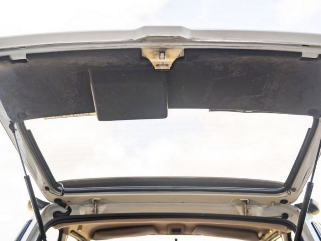 1986 Renault 5 Turbo 2 - Image 3