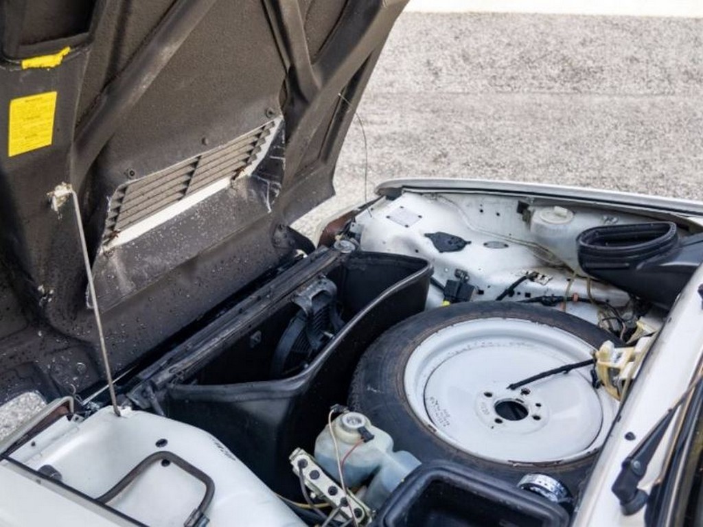 1986 Renault 5 Turbo 2 - Image 11