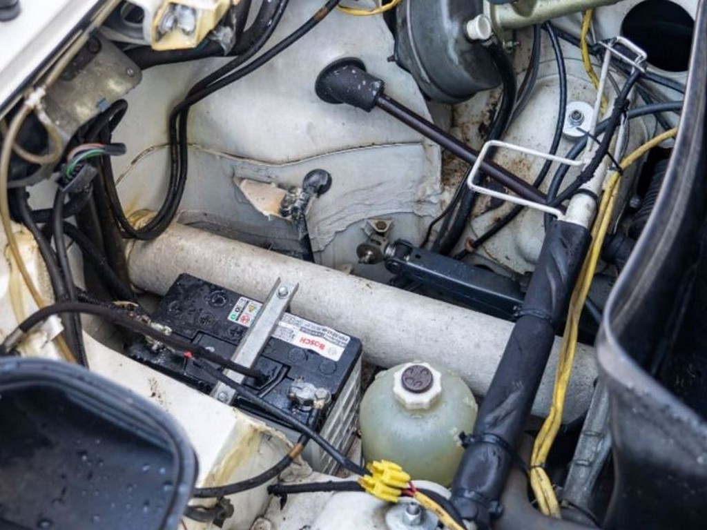 1986 Renault 5 Turbo 2 - Image 16