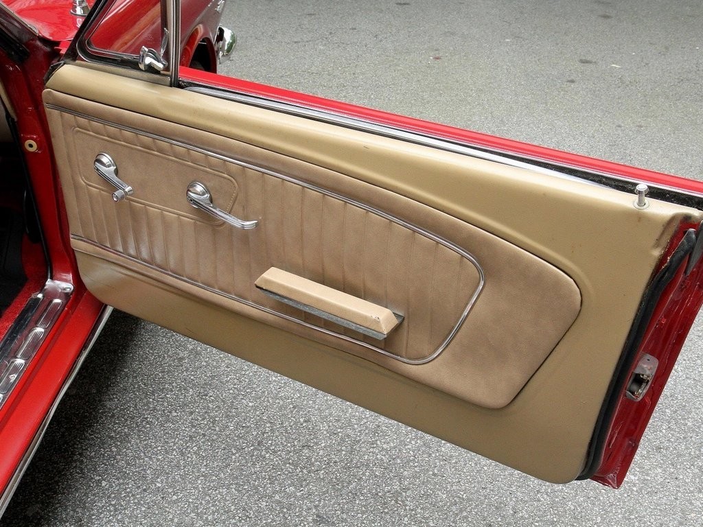 1965 Ford Mustang Convertible - Image 18