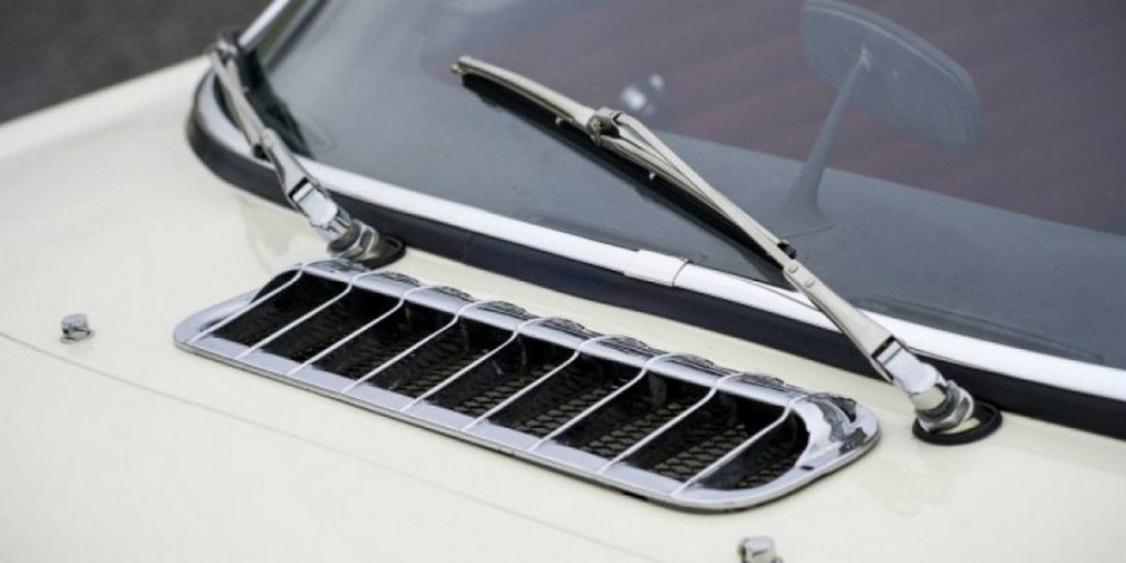 1963 Volvo P1800 Jensen - Image 34