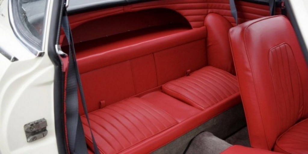 1963 Volvo P1800 Jensen - Image 3