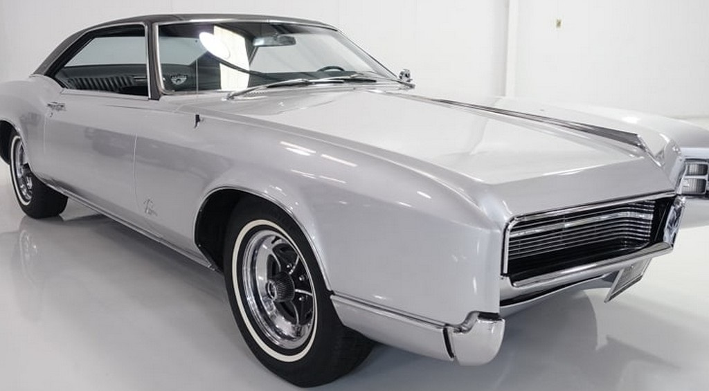 1967 Buick Riviera Sport - Image 12