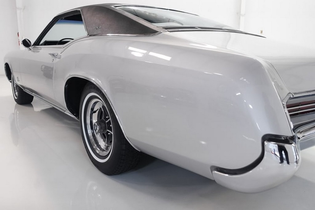 1967 Buick Riviera Sport - Image 17