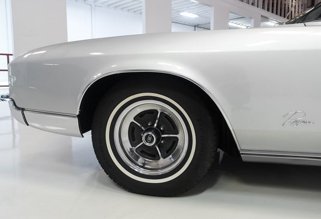 1967 Buick Riviera Sport - Image 22