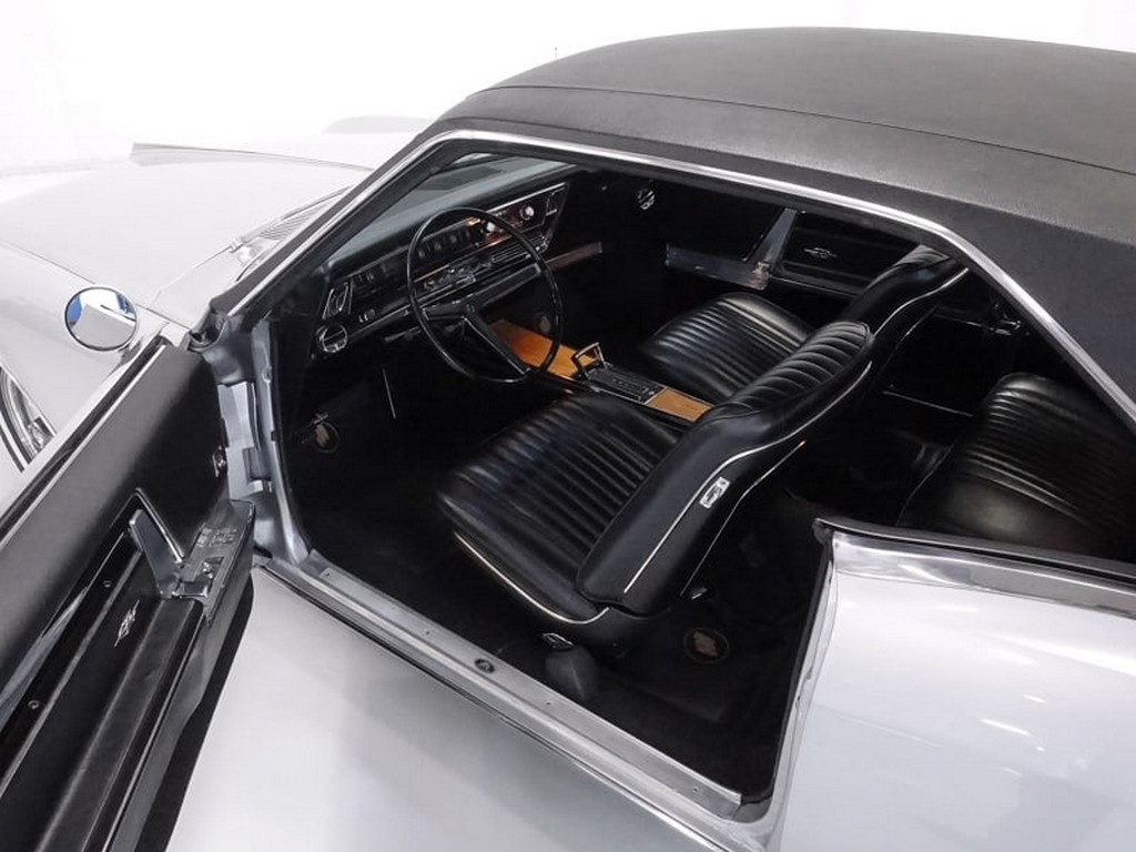 1967 Buick Riviera Sport - Image 24