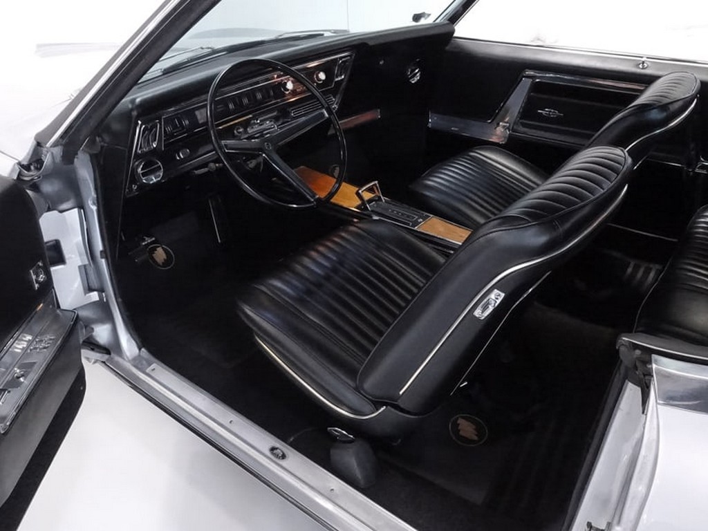 1967 Buick Riviera Sport - Image 25