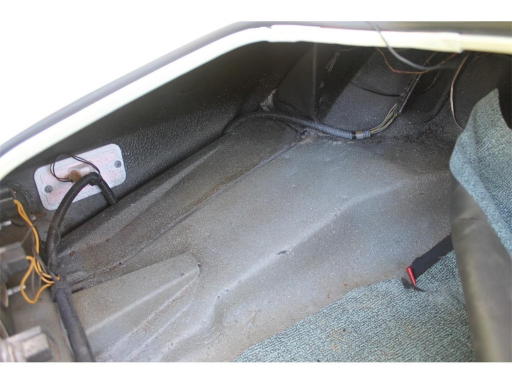 1976 Pontiac Firebird Trans Am - Image 11