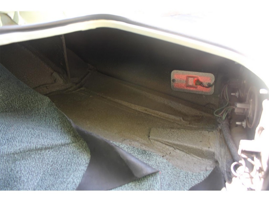 1976 Pontiac Firebird Trans Am - Image 12