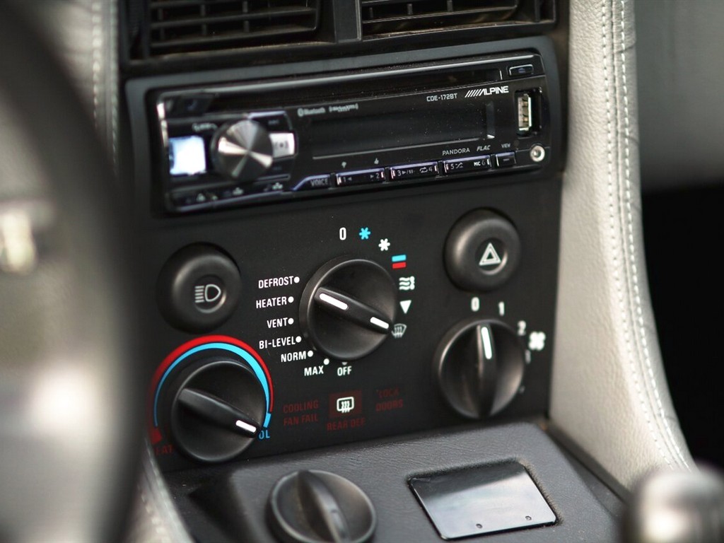 1981 DeLorean DMC‑12 - Image 73