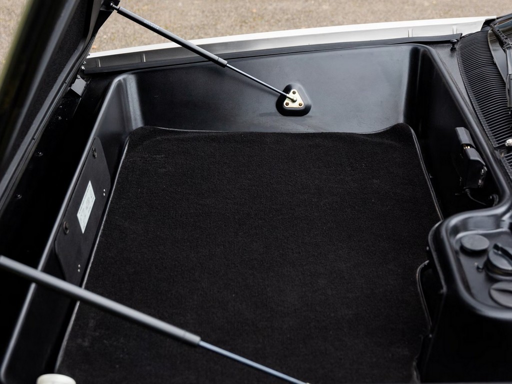 1981 DeLorean DMC-12 - Image 14