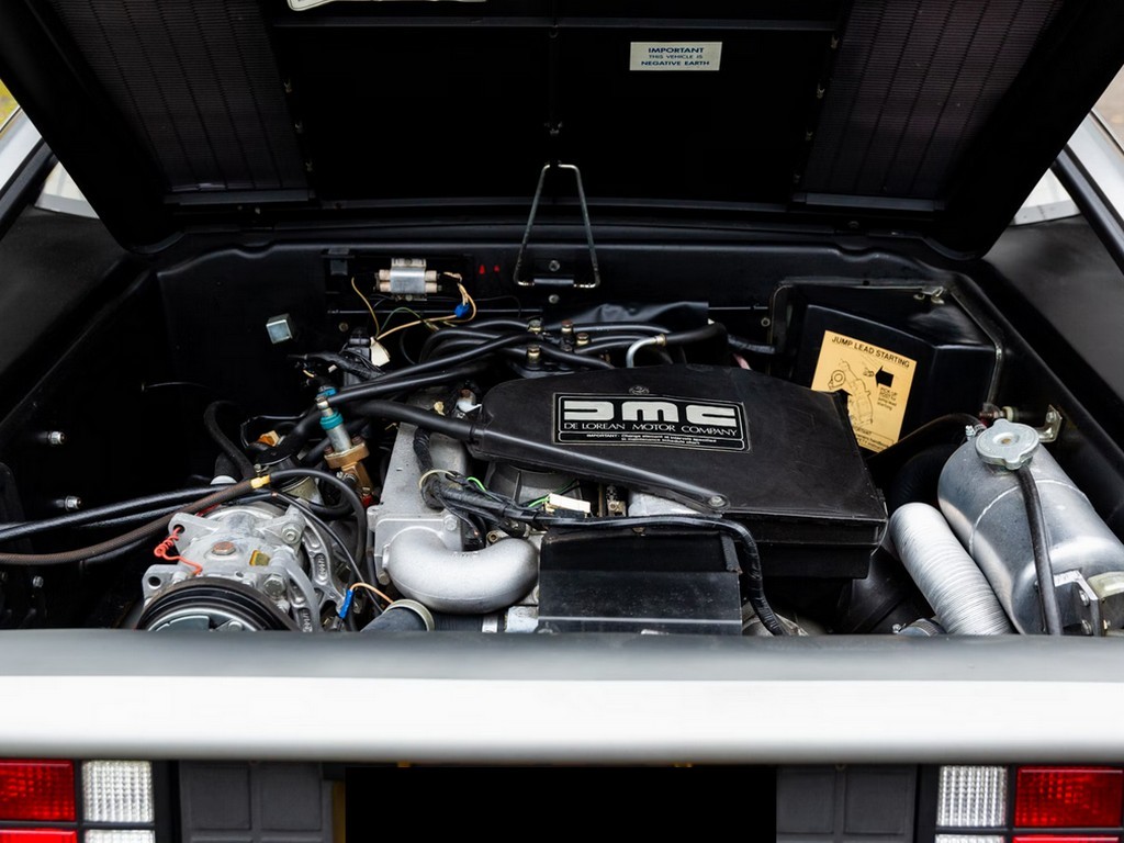1981 DeLorean DMC-12 - Image 18