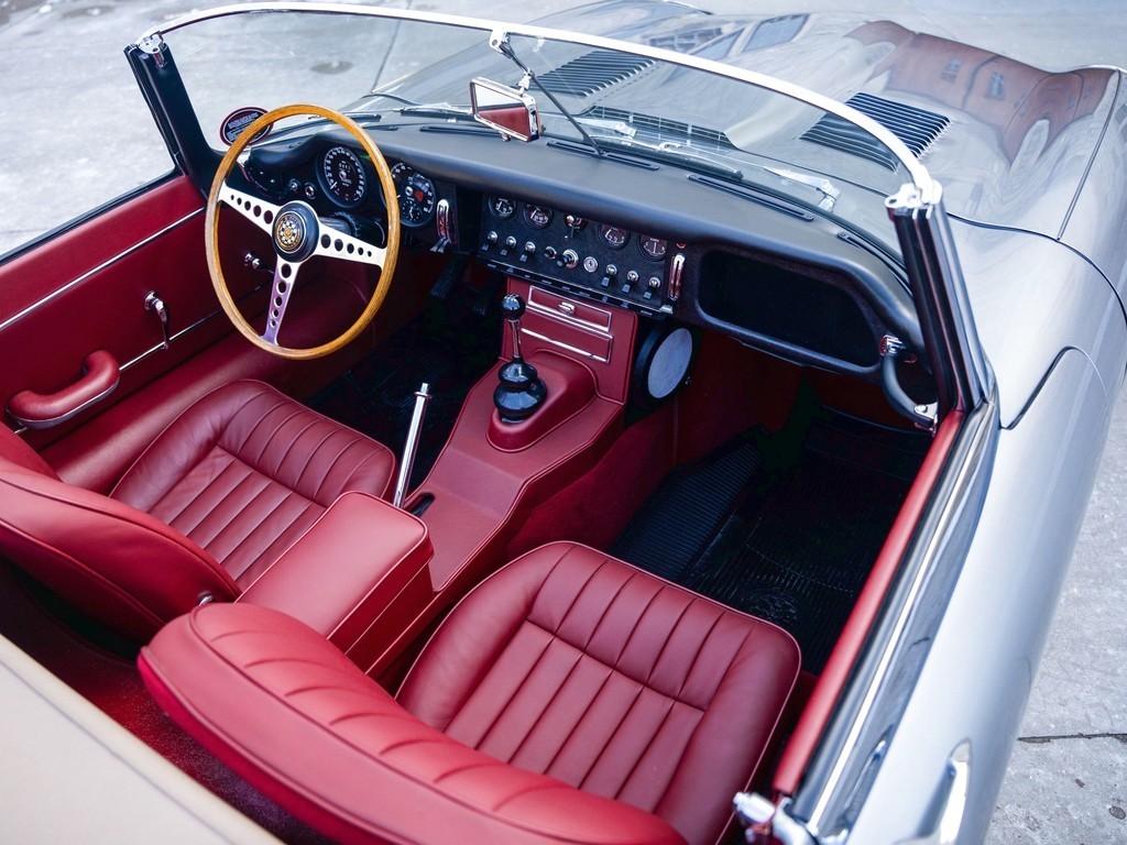 1965 Jaguar E-Type Roadster - Image 2