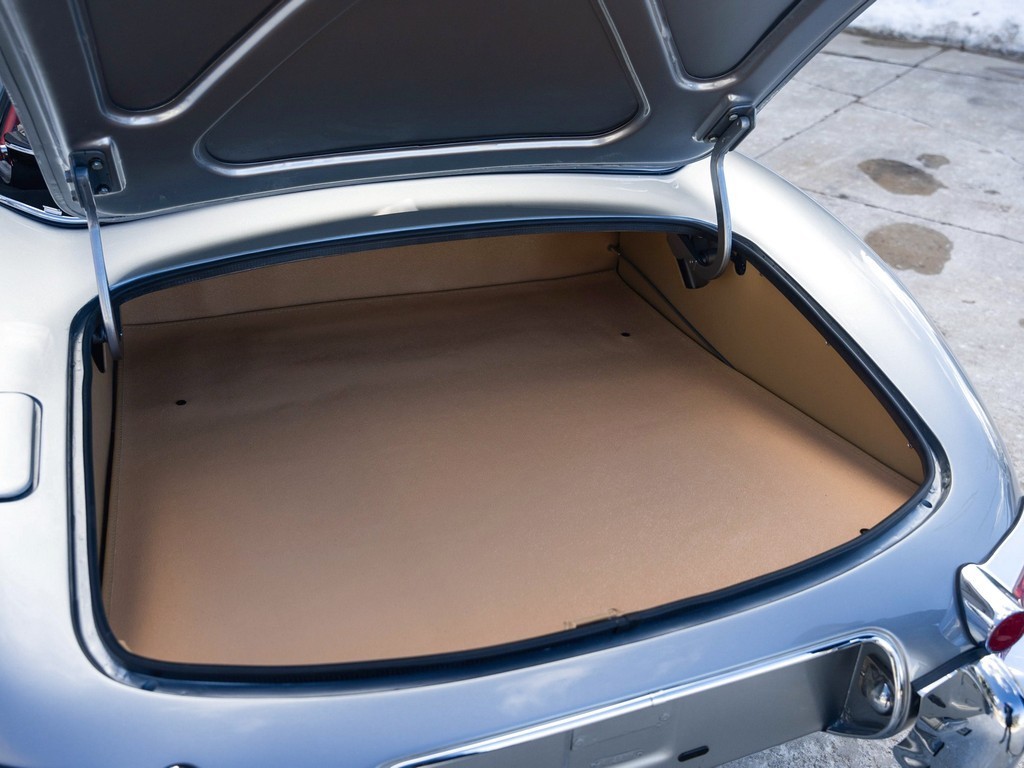 1965 Jaguar E-Type Roadster - Image 5