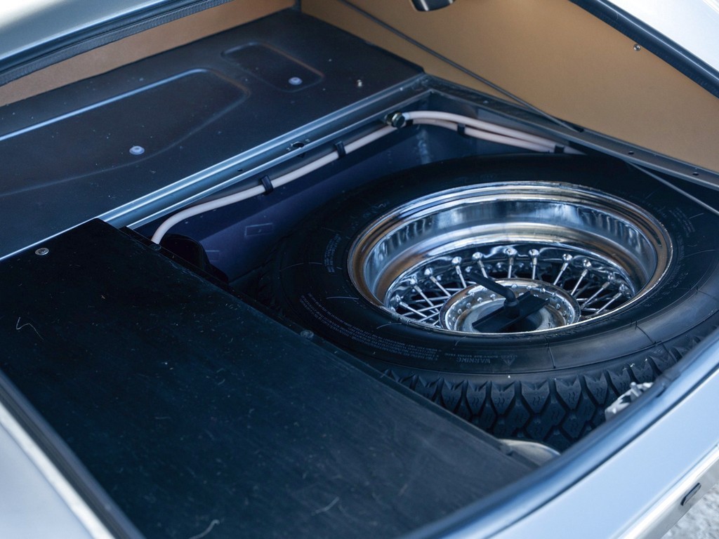 1965 Jaguar E-Type Roadster - Image 7