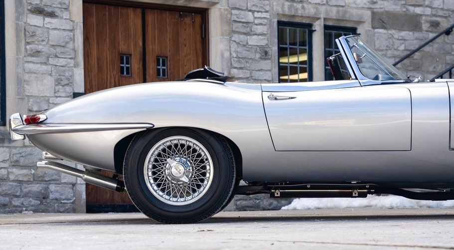 1965 Jaguar E-Type Roadster - Image 12
