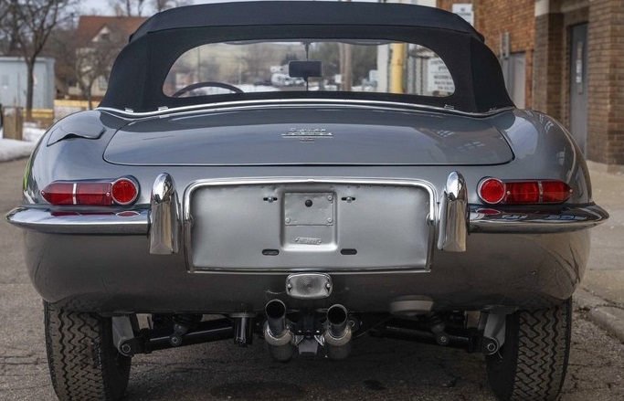 1965 Jaguar E-Type Roadster - Image 18