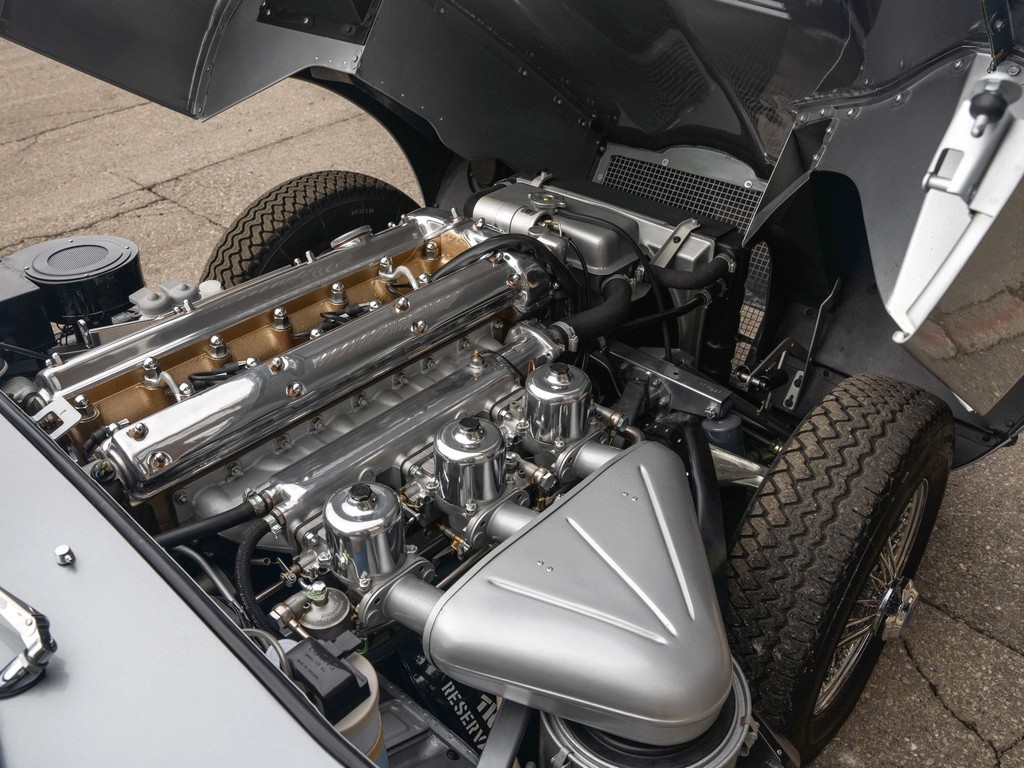 1965 Jaguar E-Type Roadster - Image 33