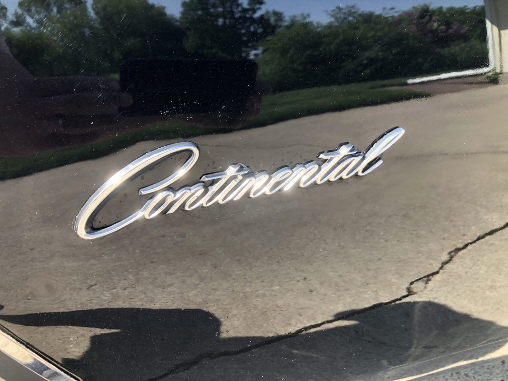 1971 Lincoln Continental Mark III - Image 12